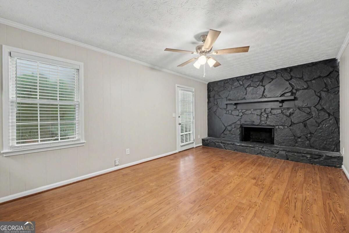 4732 Hickory Court Lilburn - Photo 7