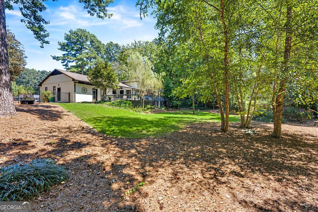747 Starlight Court Atlanta - Photo 6