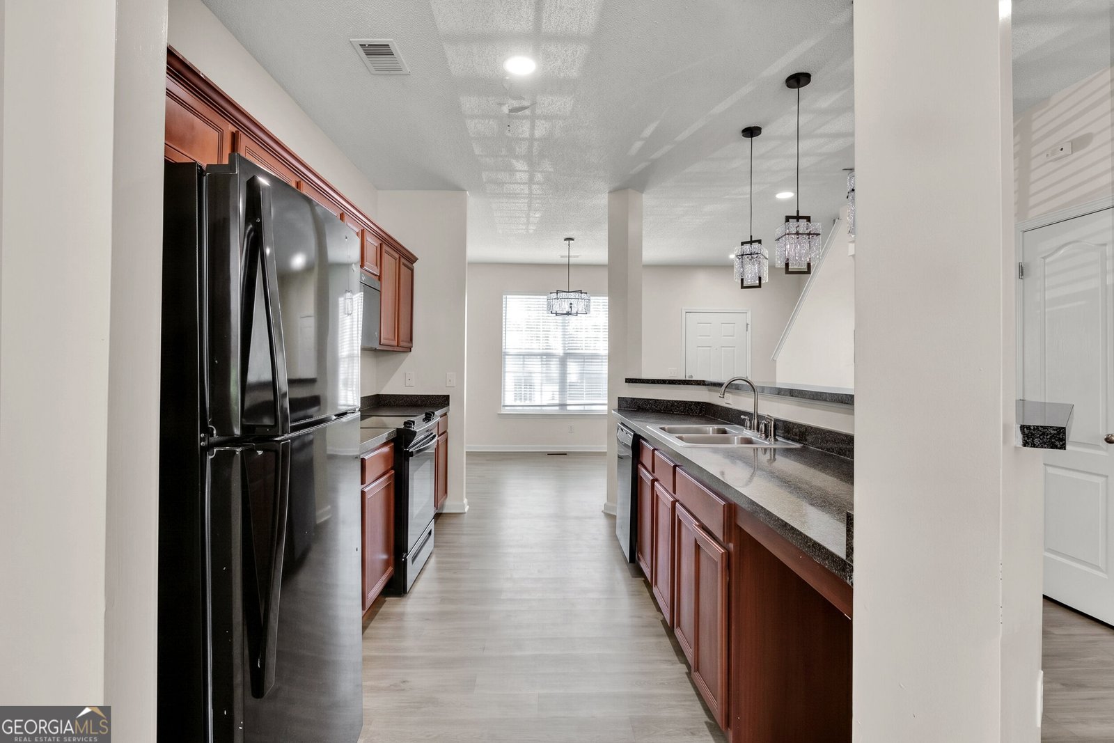2039 Bayrose Circle Atlanta - Photo 8