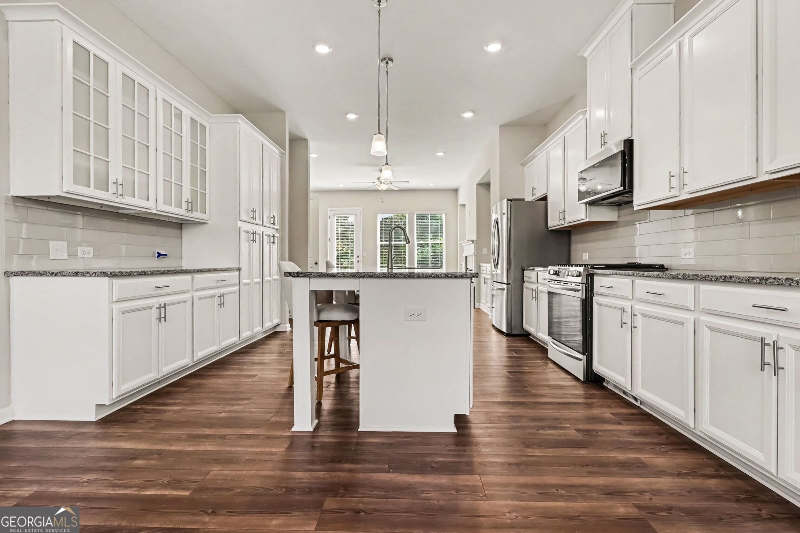 3297 Park Pointe Circle Scottdale - Photo 12