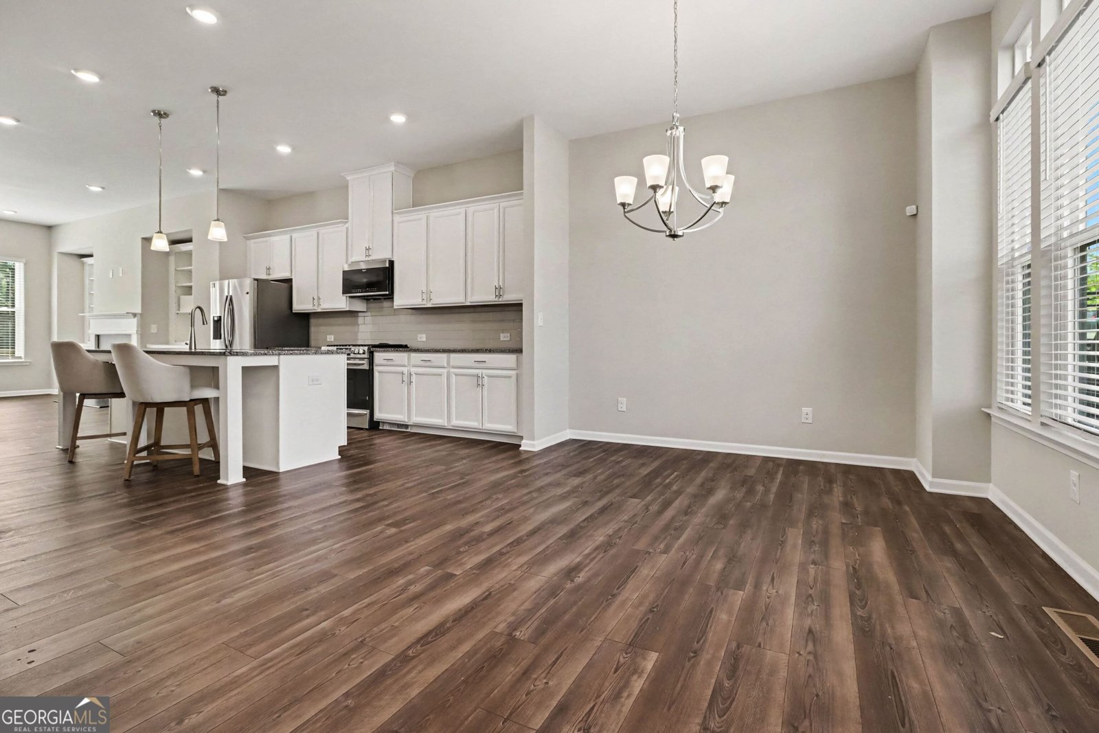 3297 Park Pointe Circle Scottdale - Photo 7