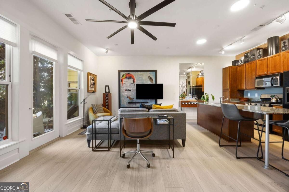 1195 Milton Terrace Atlanta - Photo 10