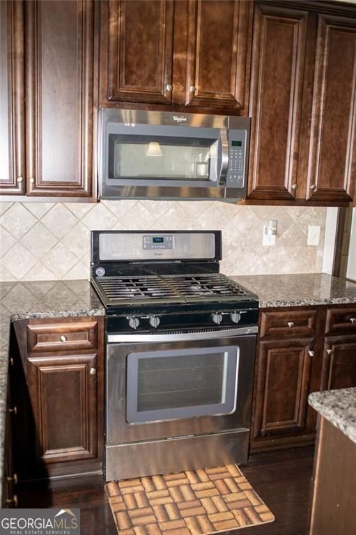 7579 Crawford Ct Fairburn - Photo 9