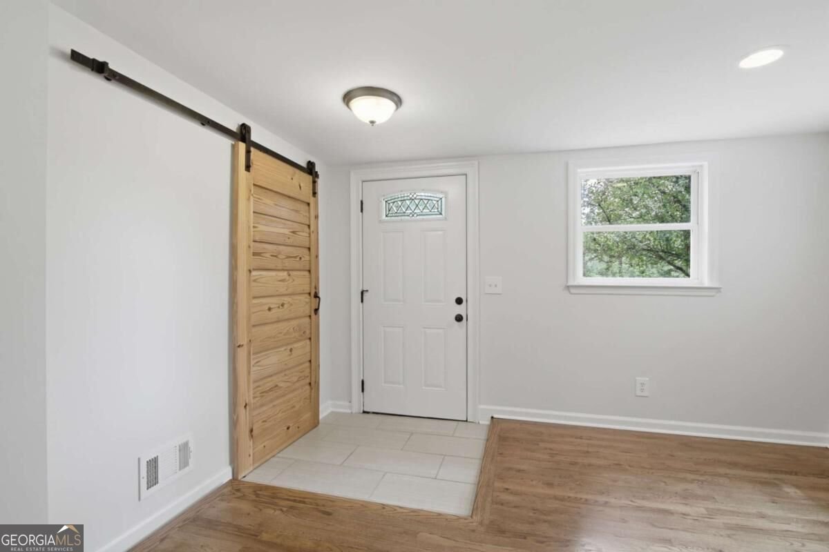 6815 Bannister Road Cumming - Photo 9