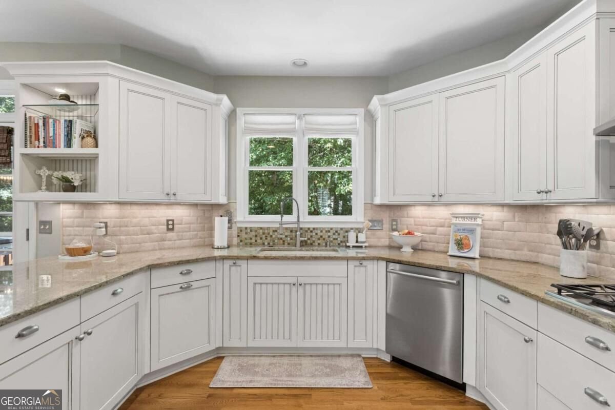3090 Salisbury Drive Alpharetta - Photo 6