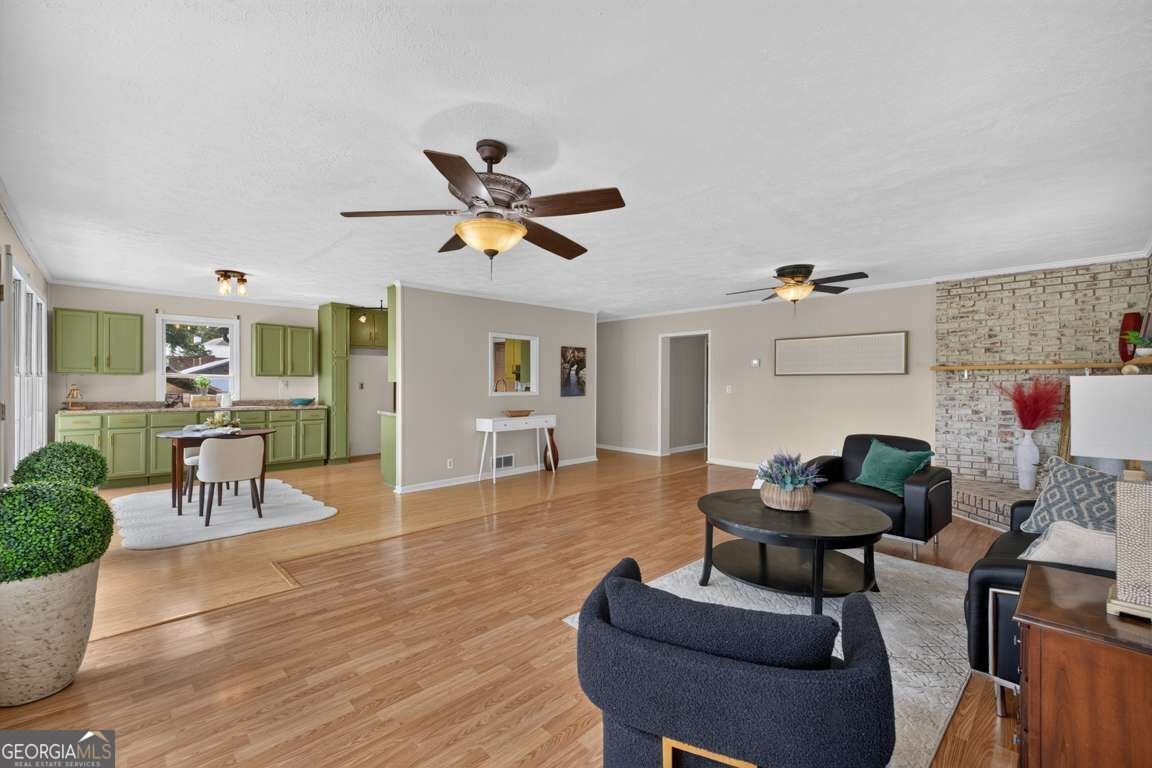 976 Walker Lake Road Conyers - Photo 6
