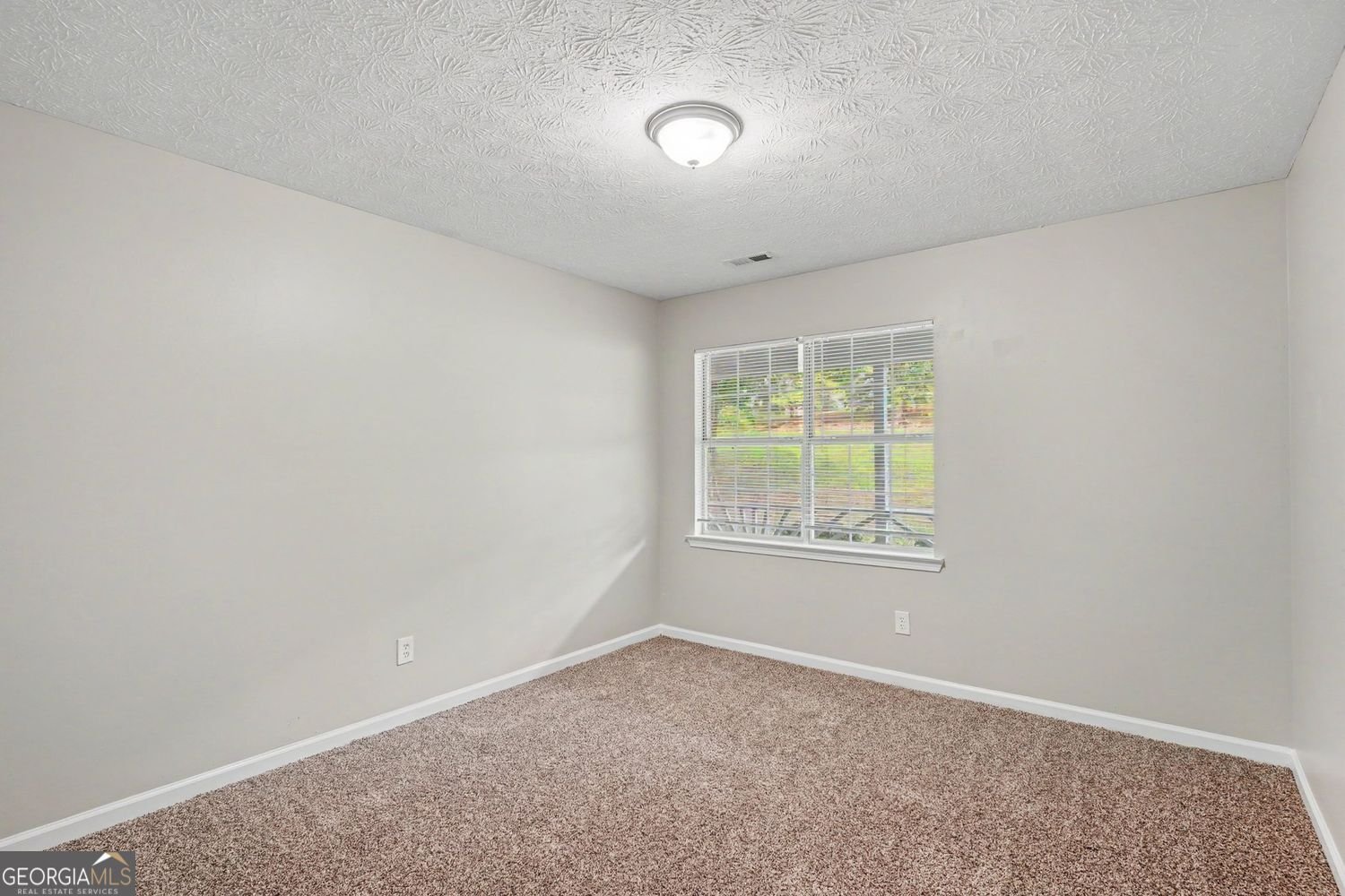 495 Robin Road Covington - Photo 16