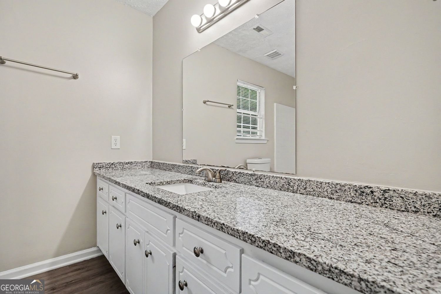495 Robin Road Covington - Photo 24