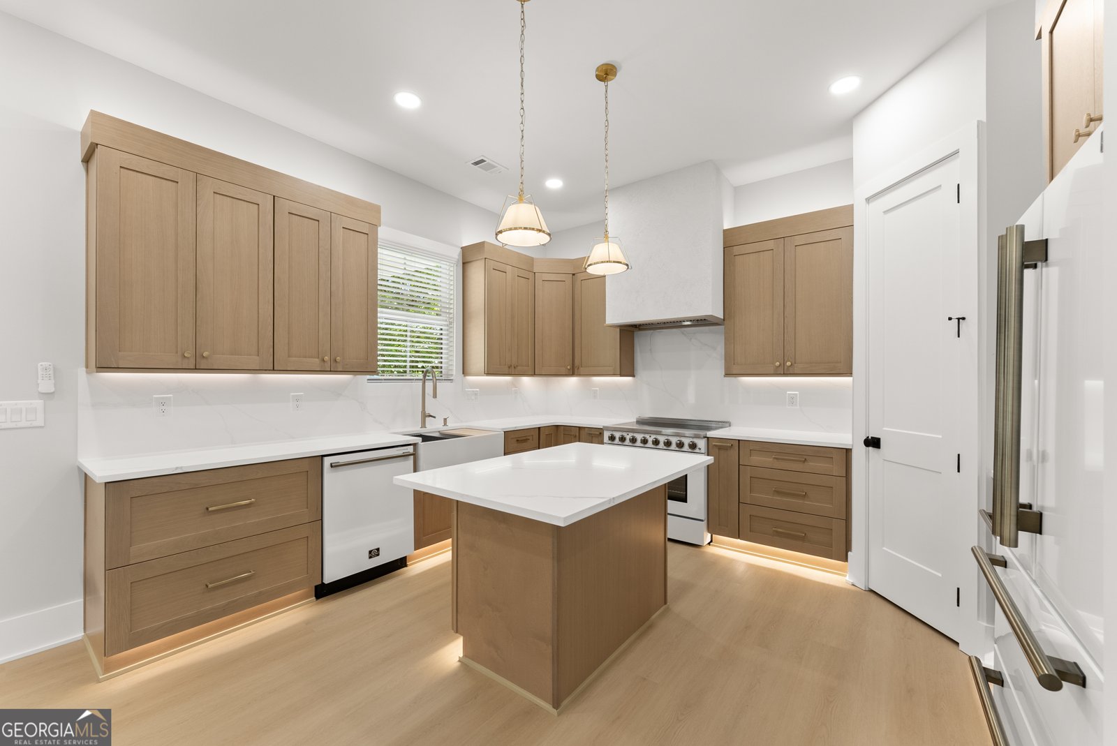5019 Nichols Drive Flowery Branch - Photo 10