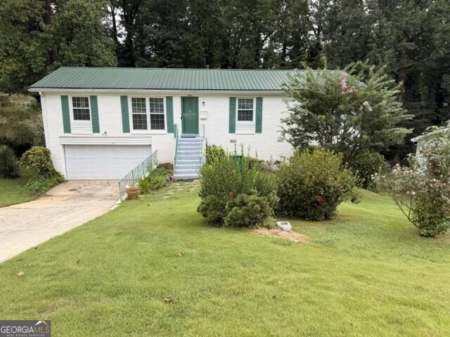 1587 Drayton Woods Drive Tucker - main photo