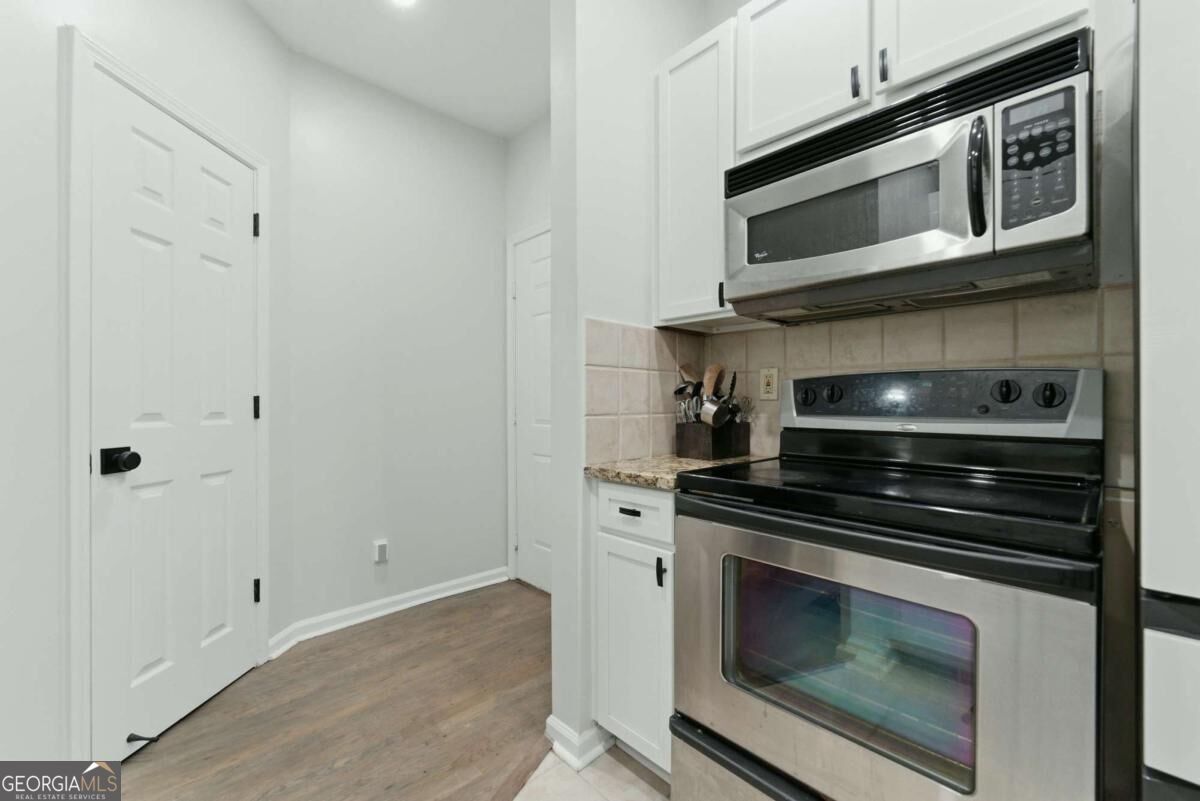 1250 Parkwood Circle Atlanta - Photo 13