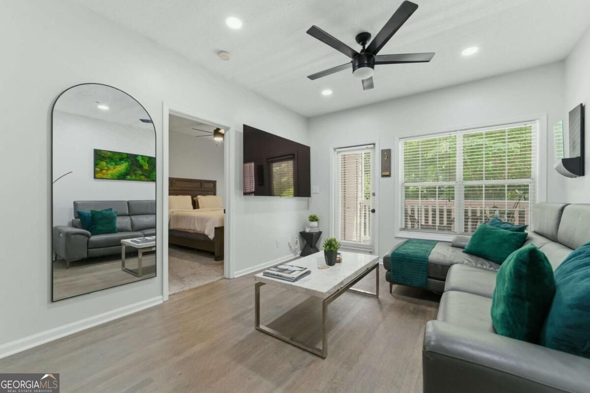 1250 Parkwood Circle Atlanta - Photo 6