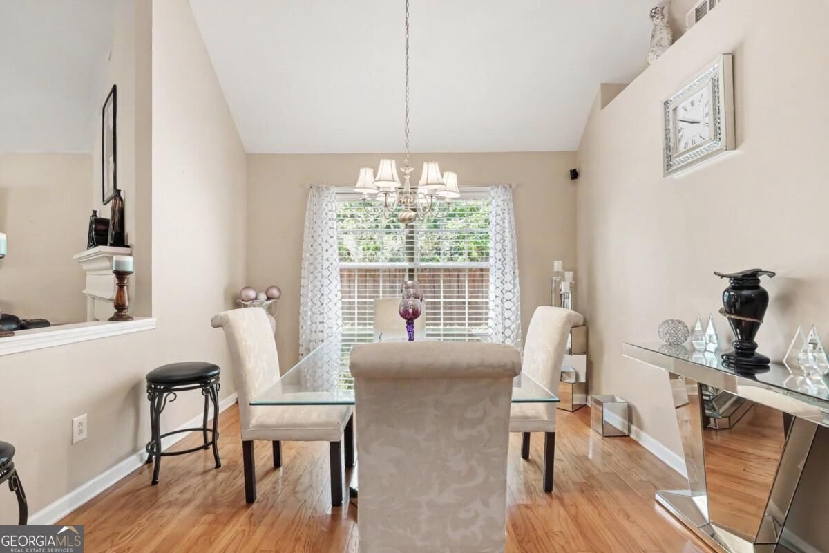 8001 Gossamer Drive Fairburn - Photo 10