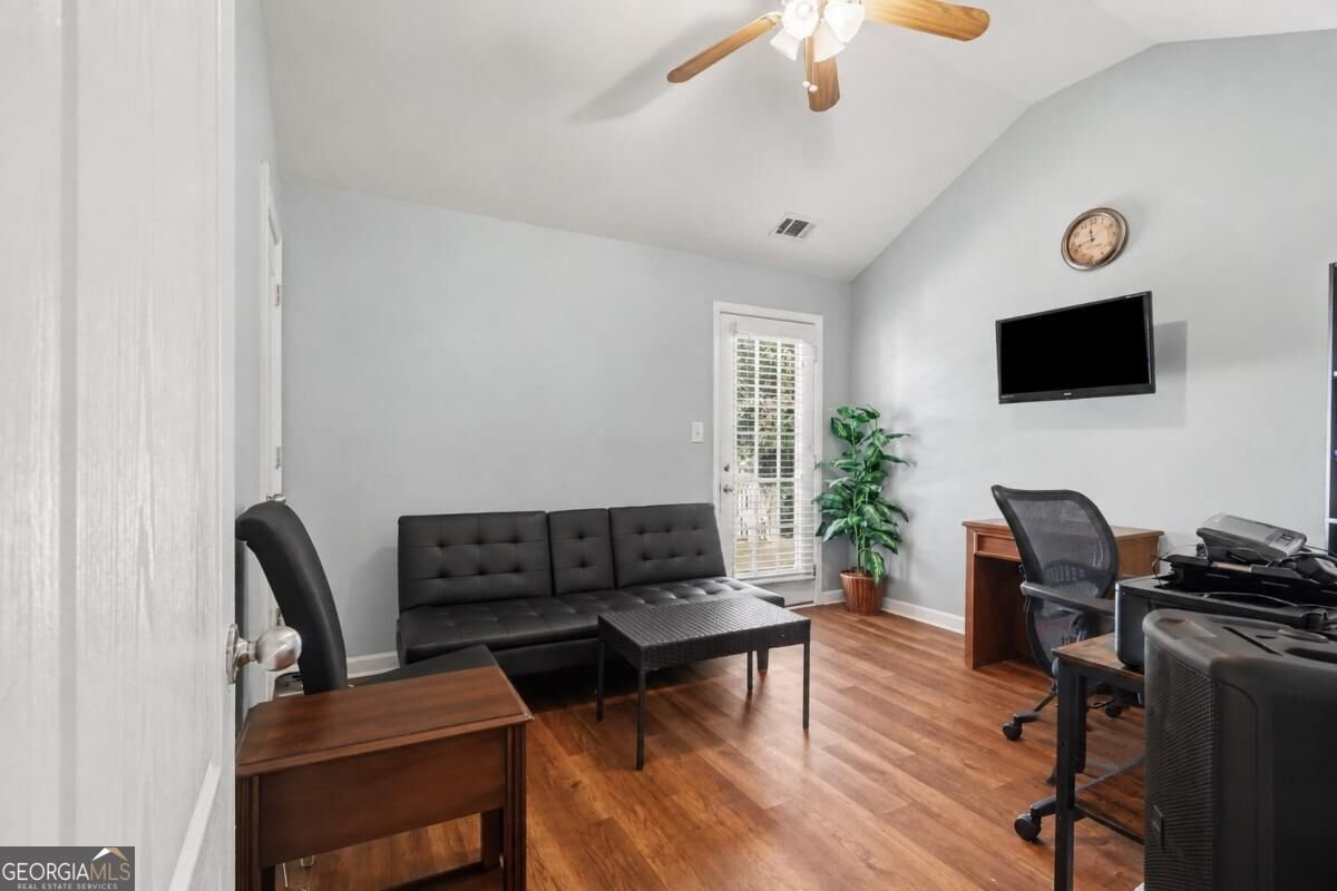 8001 Gossamer Drive Fairburn - Photo 25