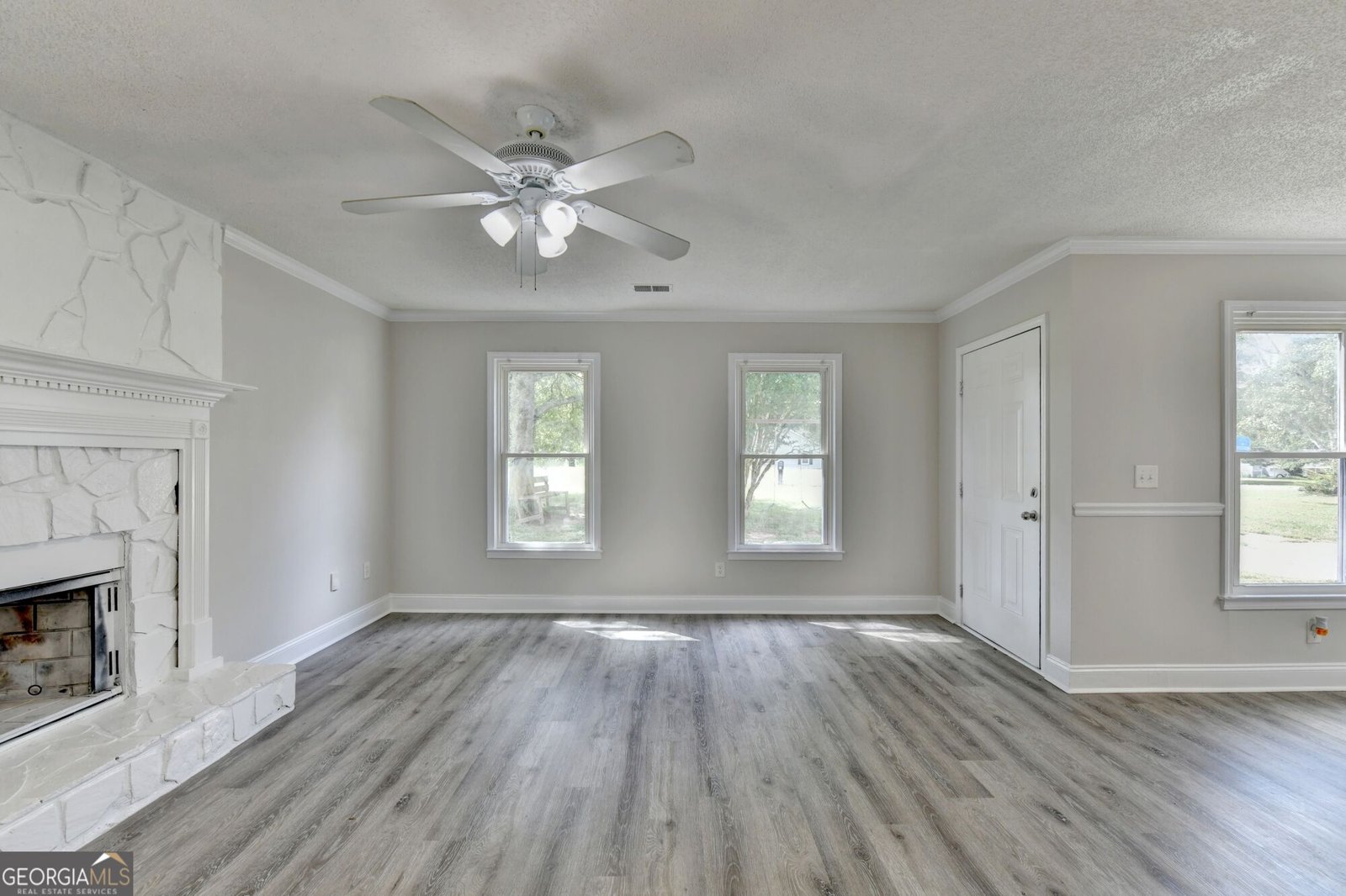 2725 Milton Bryan Drive Loganville - Photo 7