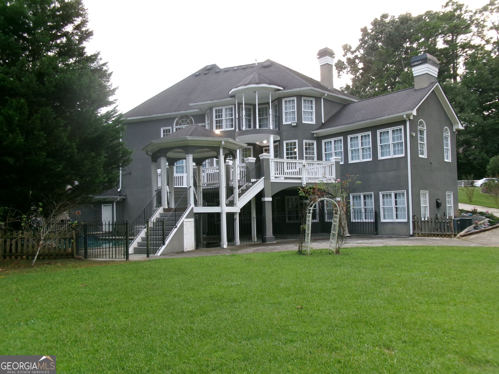 Photo 4