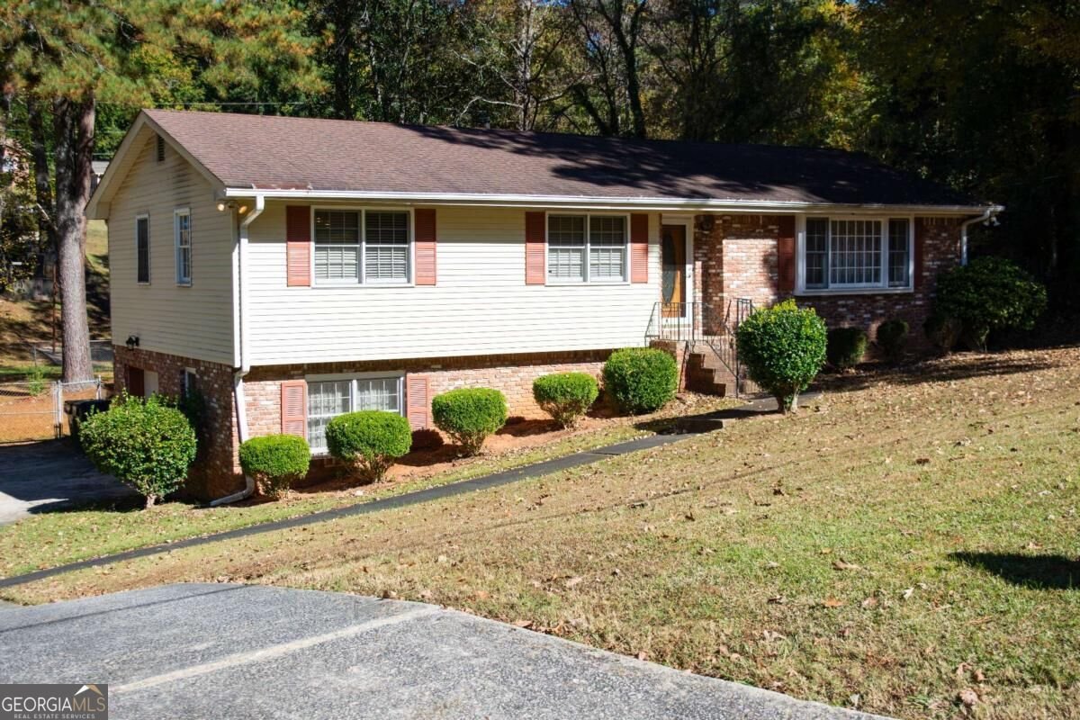 2719 Waleska Way East Point - main photo
