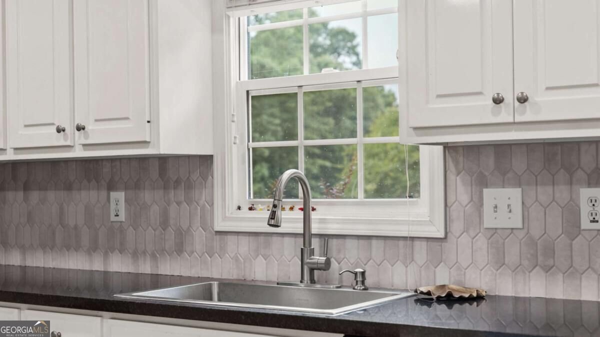 1086 Fieldstone Drive Canton - Photo 13