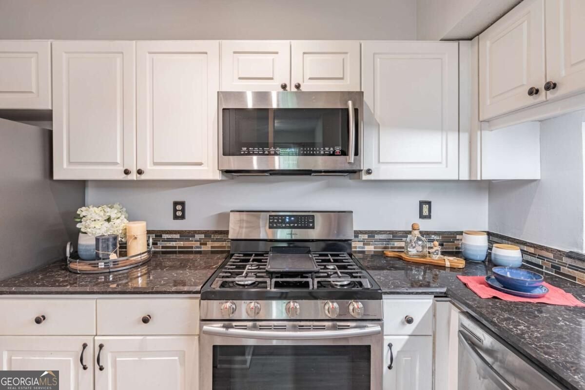 240 Renaissance Parkway Atlanta - Photo 8