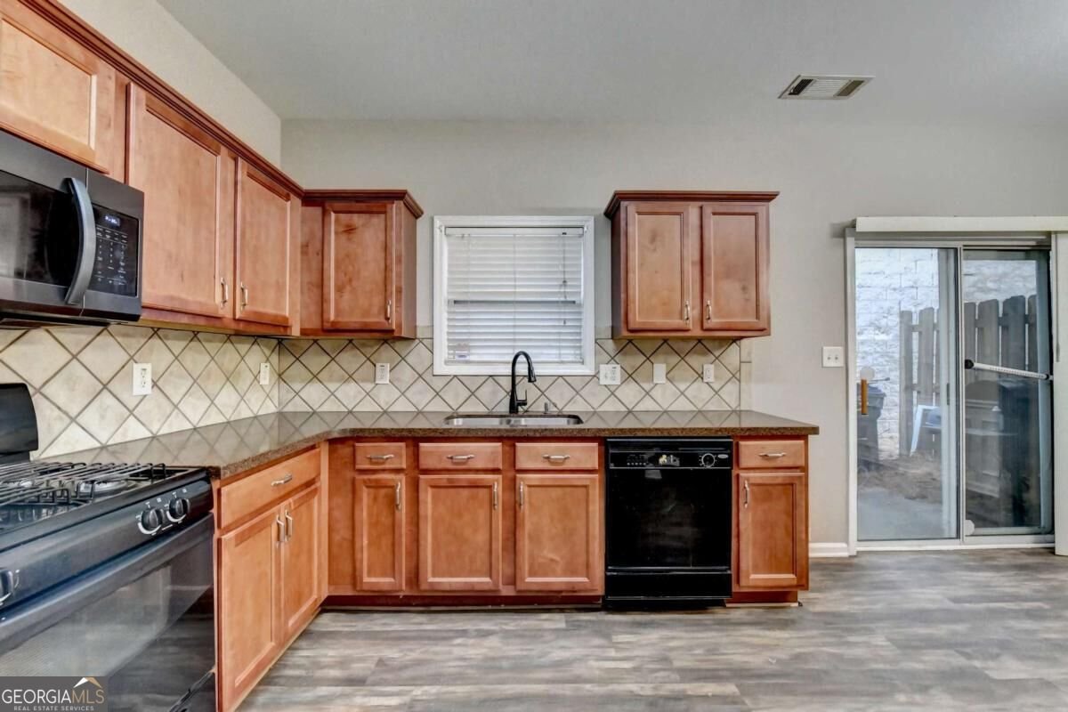 2152 Executive Drive Duluth - Photo 17