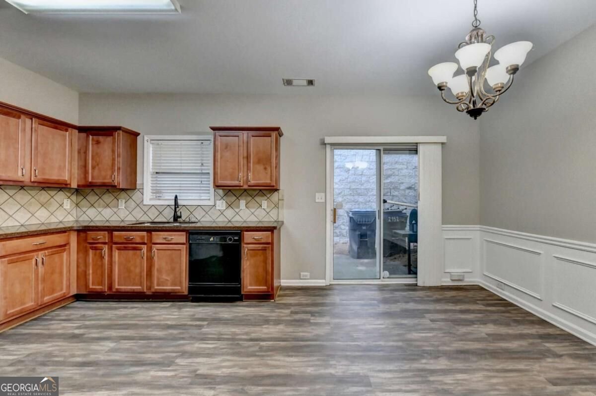 2152 Executive Drive Duluth - Photo 20