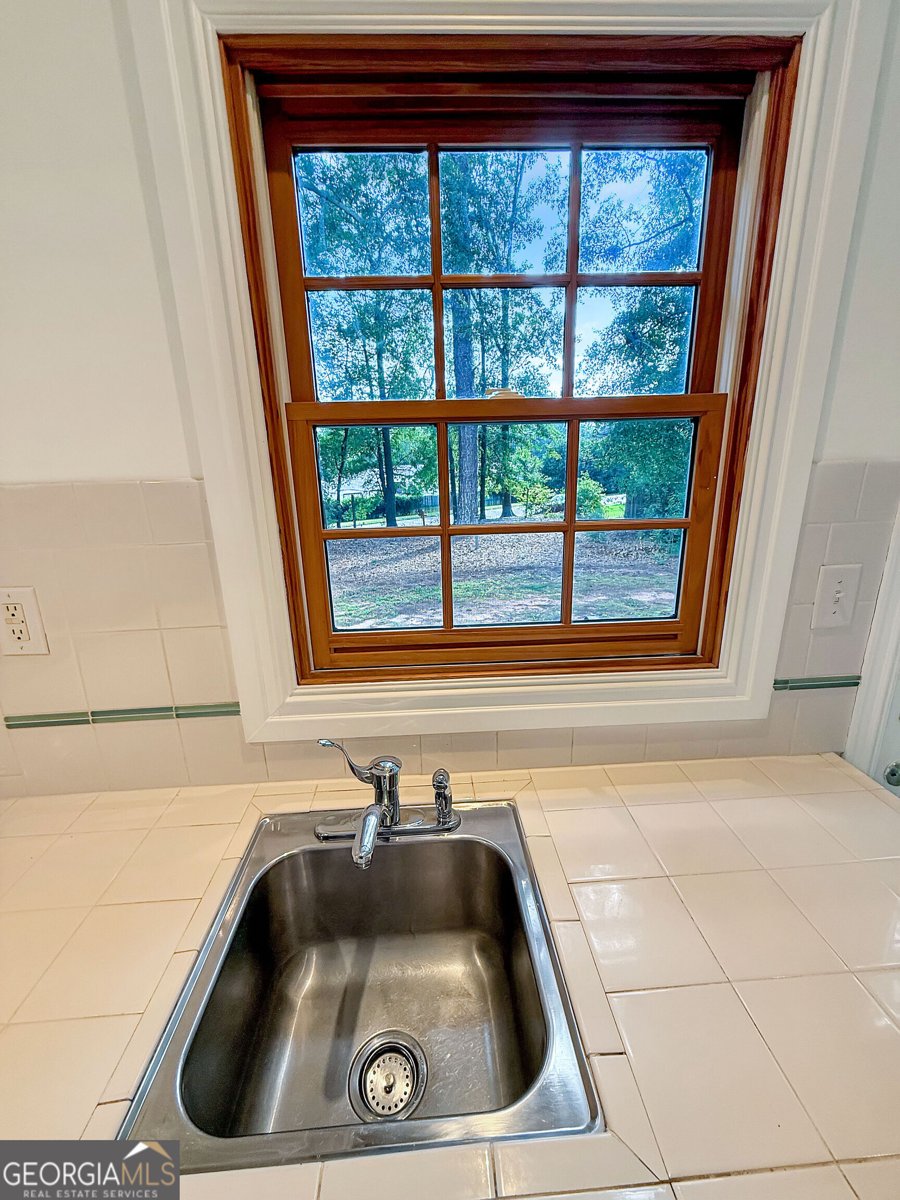 155 Windsor Court Athens - Photo 11
