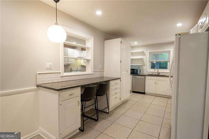 1170 Druid Woods Court Decatur - Photo 16