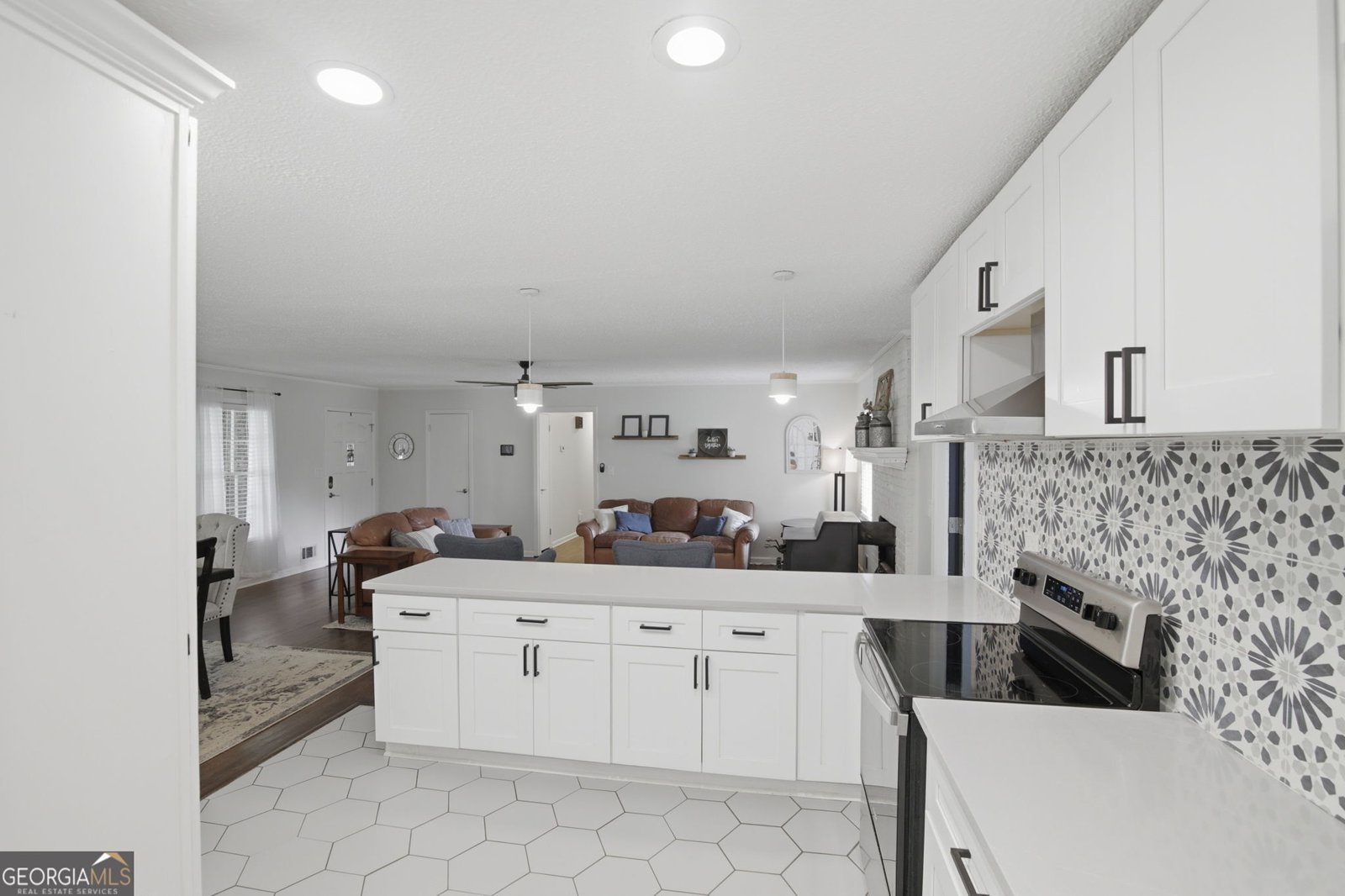 5636 Crestwood Drive Stone Mountain - Photo 14