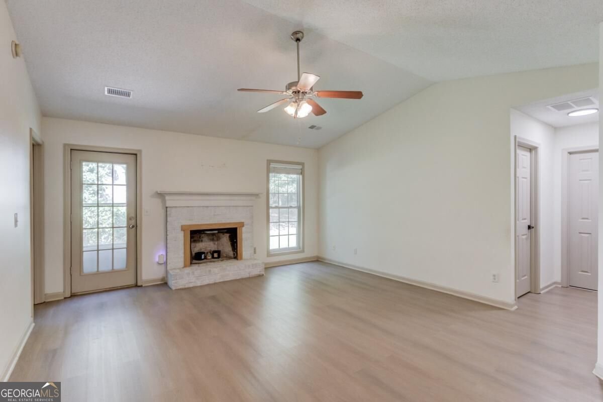 507 Marcel Park Statham - Photo 6