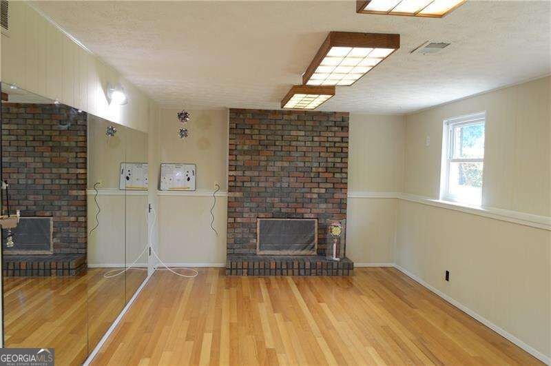 4582 Landing Way Marietta - Photo 16