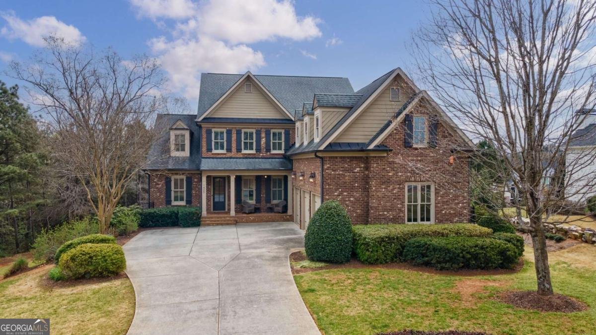 1405 Evergreen Park Statham - main photo