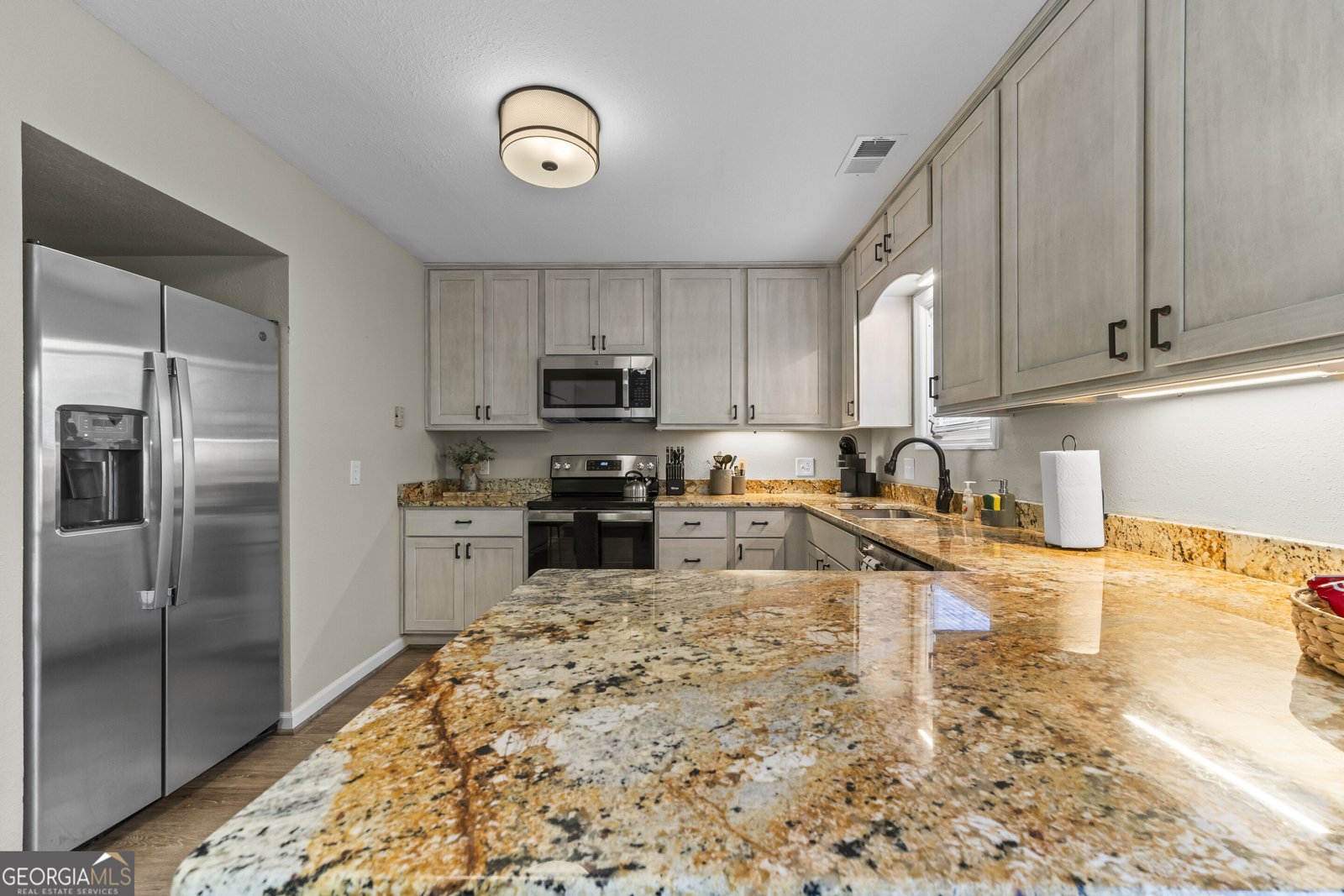 71 White Strasse Helen - Photo 16