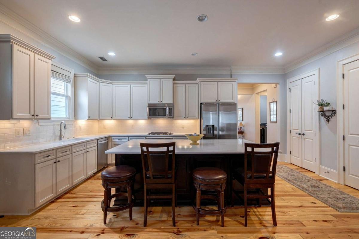 3530 Greenleffe Drive Statham - Photo 13