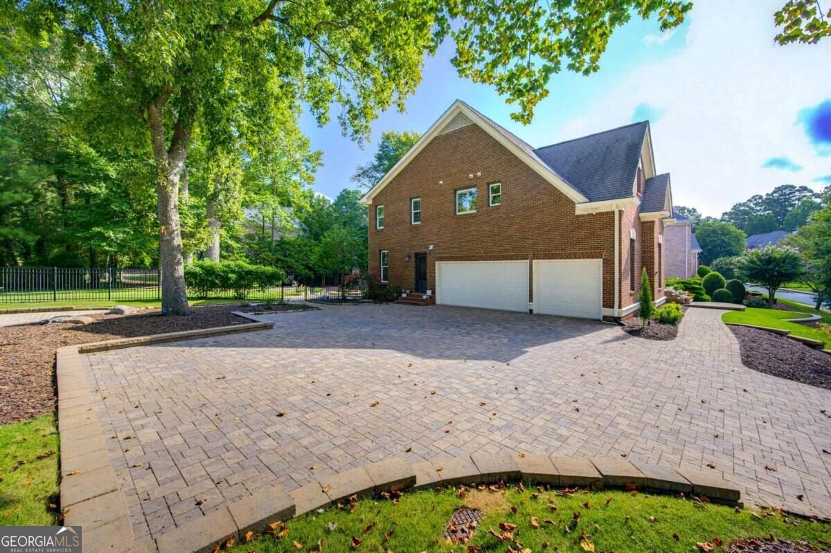 565 Greenview Terrace Milton - Photo 8