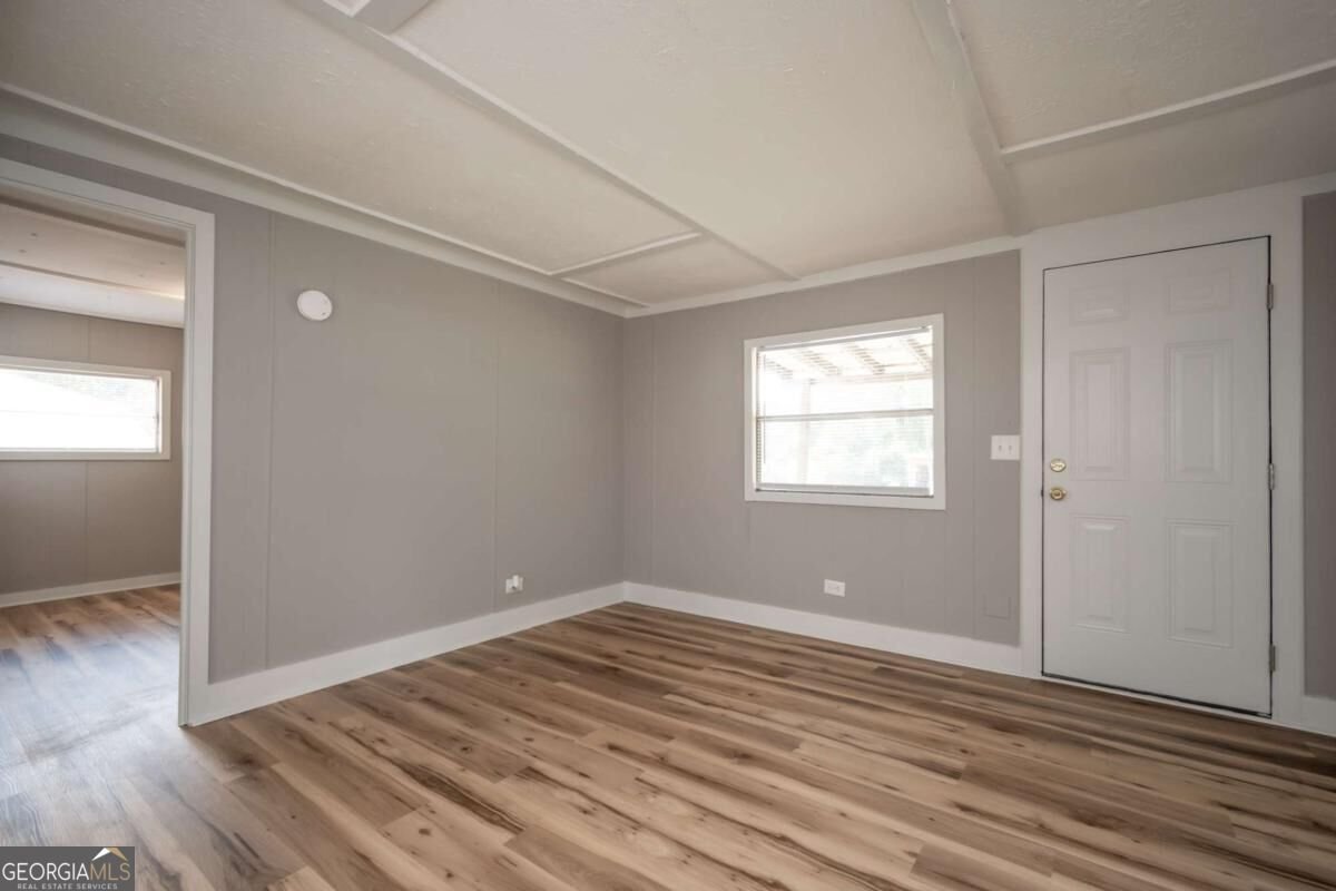 146 Amberly Drive Hull - Photo 16