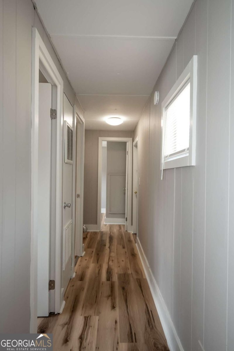 146 Amberly Drive Hull - Photo 25