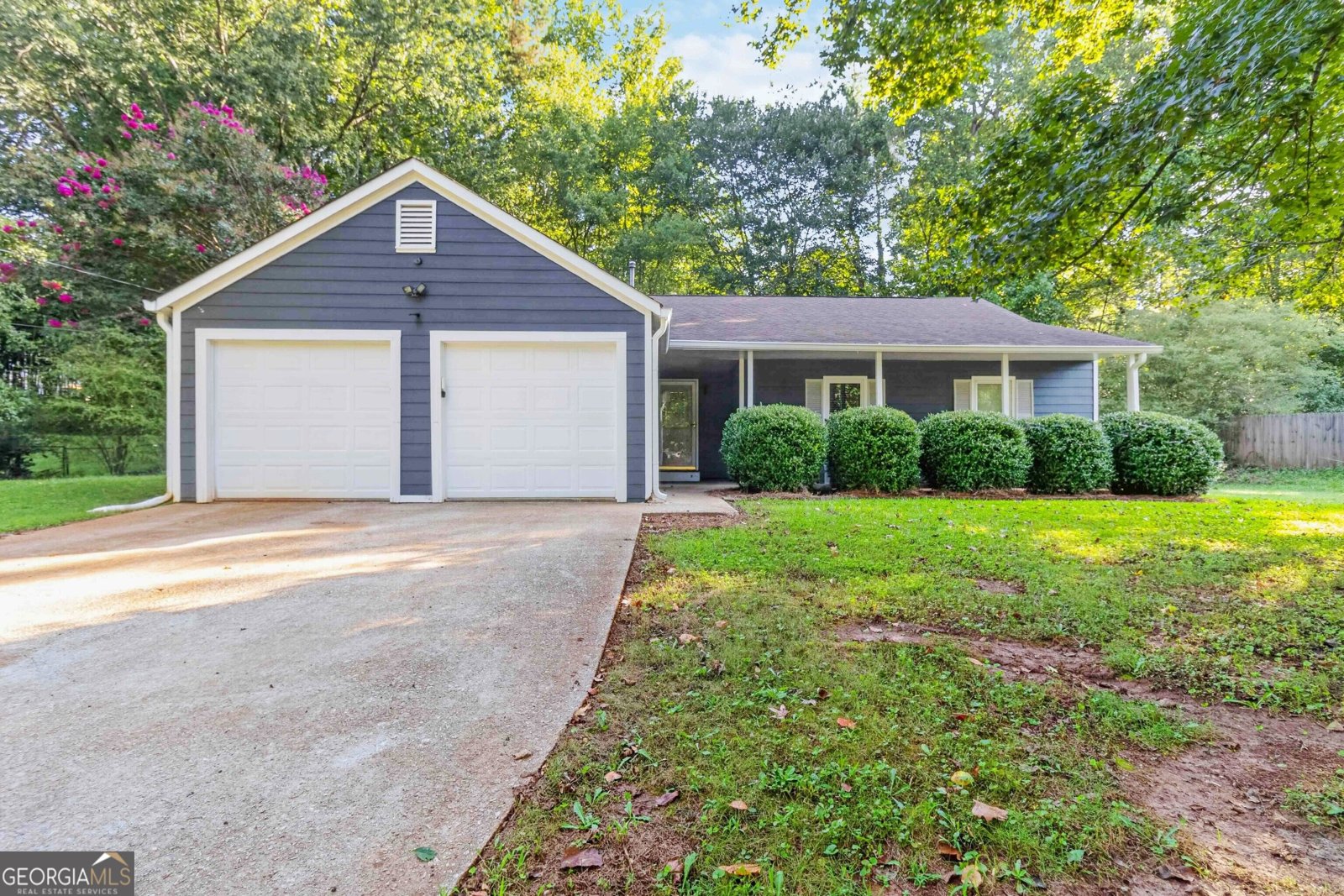 3820 Forsythia Way Douglasville - main photo