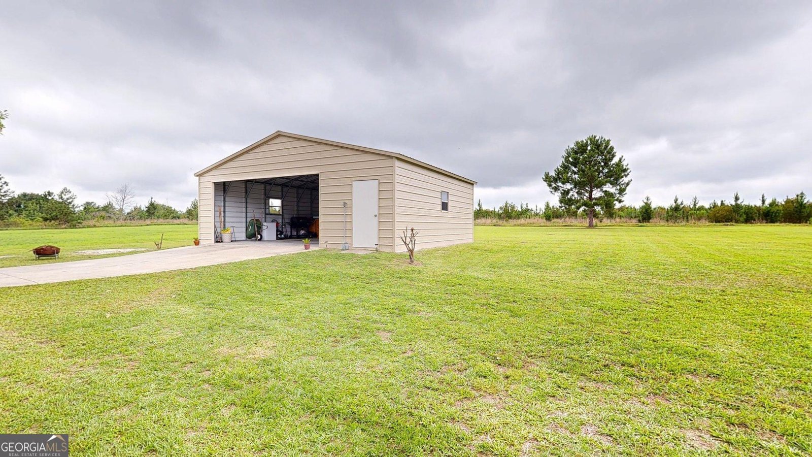 157 Scarlett Ohara Drive Ailey - Photo 11