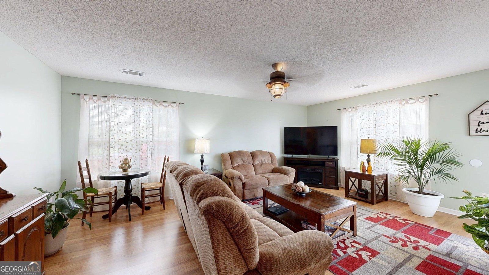 157 Scarlett Ohara Drive Ailey - Photo 33