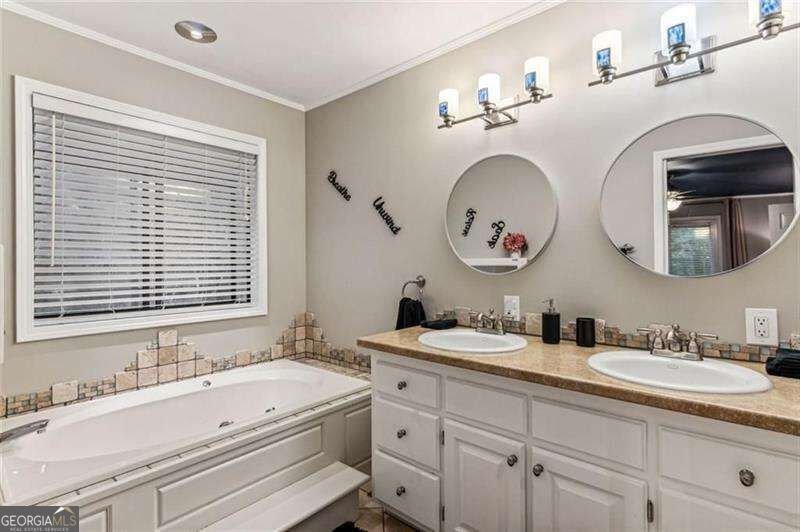 889 Granny Branch Drive Blue Ridge - Photo 16