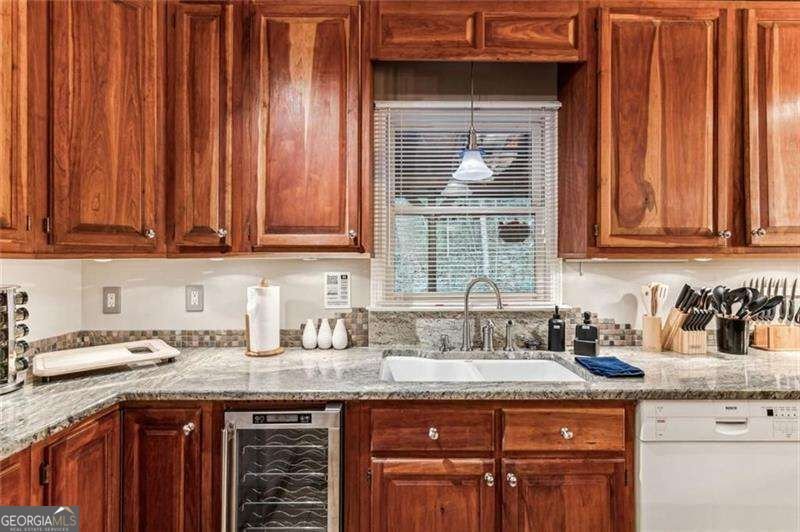 889 Granny Branch Drive Blue Ridge - Photo 9