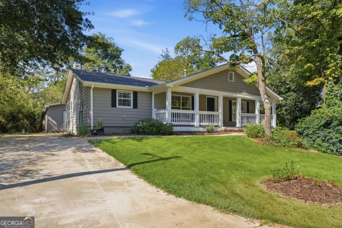 140 Alexander Street Buford - main photo