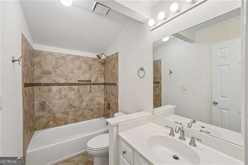 7215 Amberleigh Way Johns Creek - Photo 38