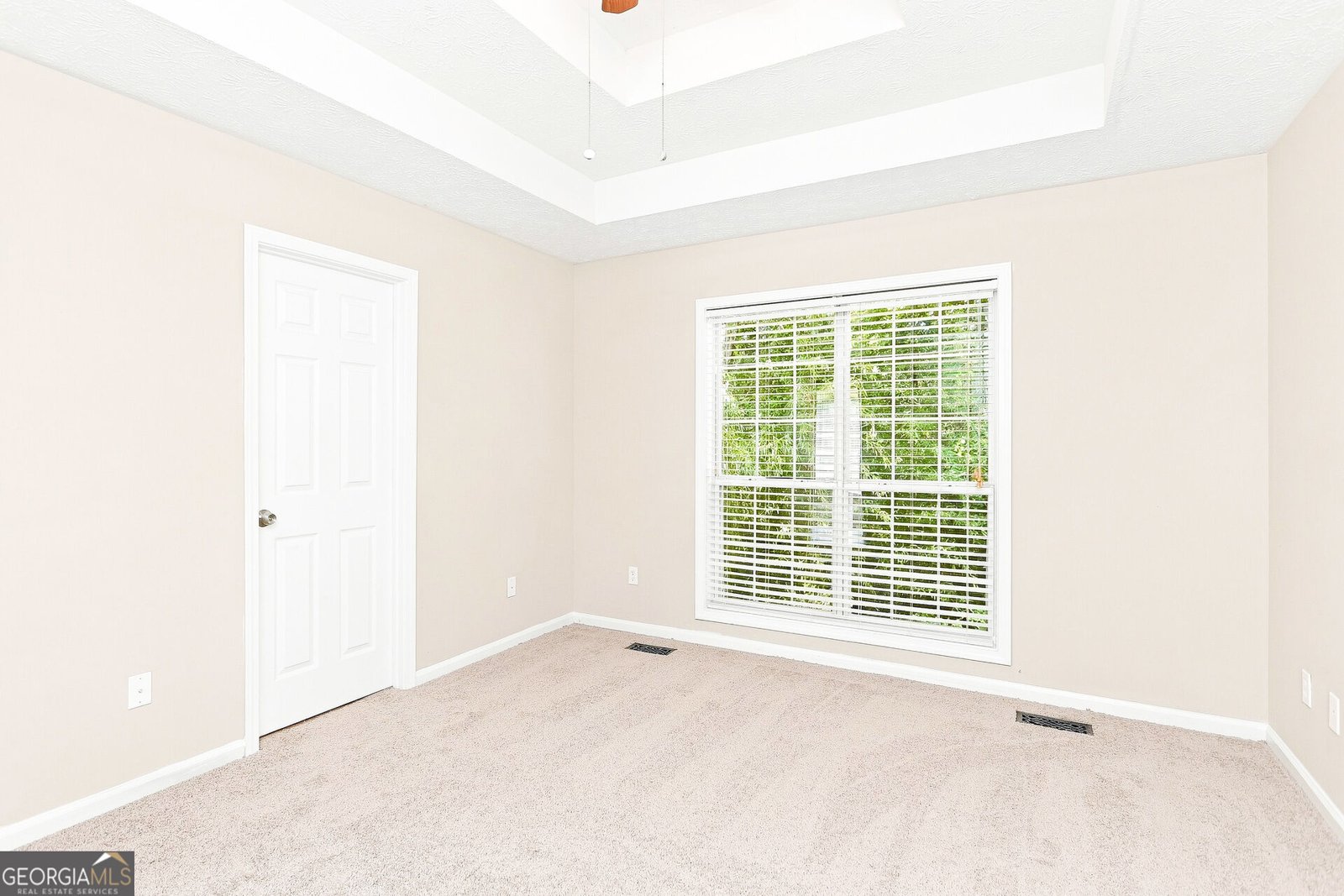 4876 Hunt Club Drive Flowery Branch - Photo 9