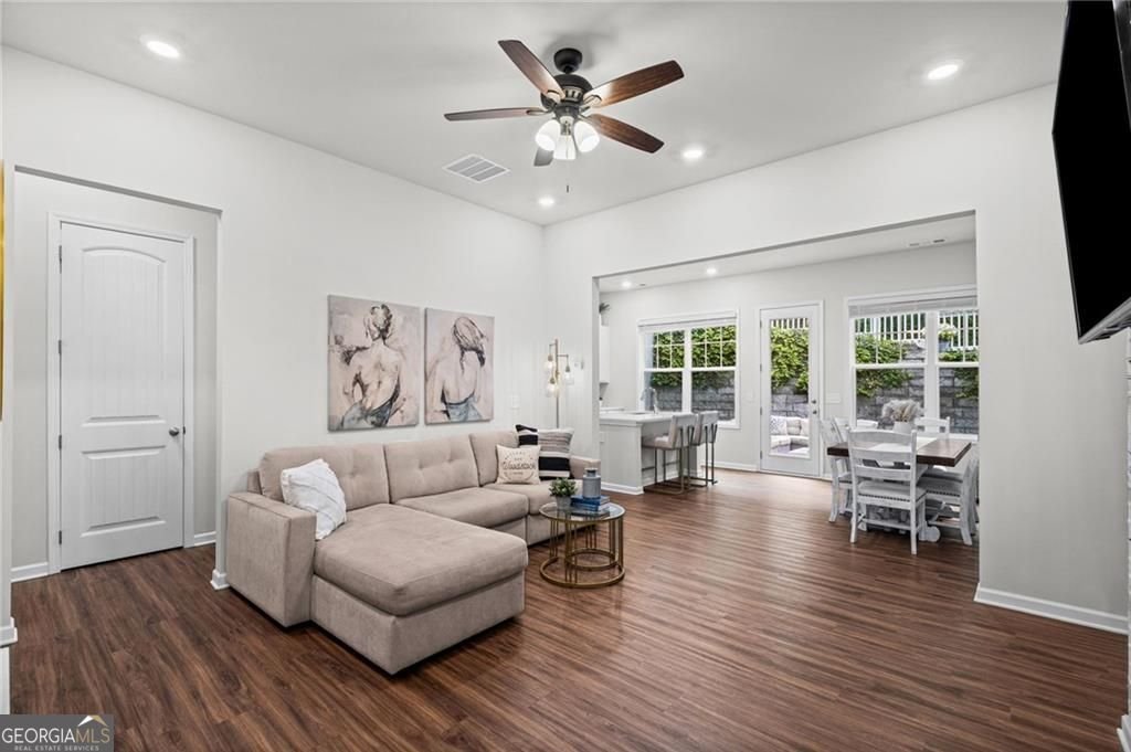 469 Bishop Lane woodstock - Photo 8