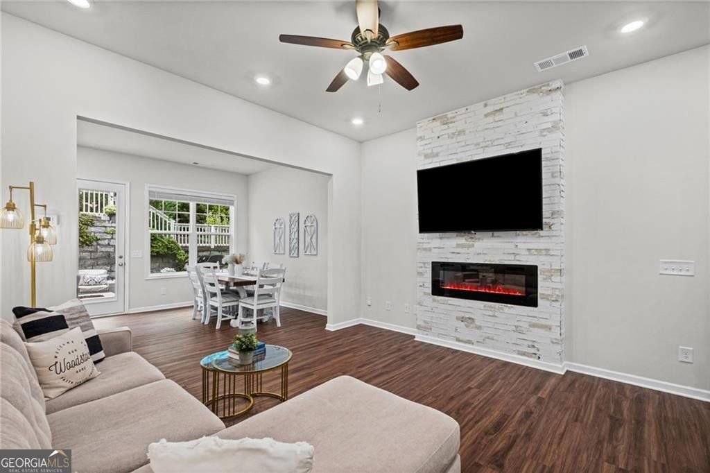 469 Bishop Lane woodstock - Photo 9