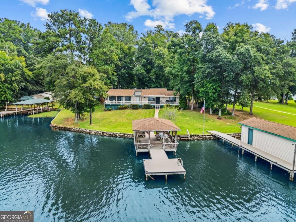 126 Bourbon Point Eatonton - main photo