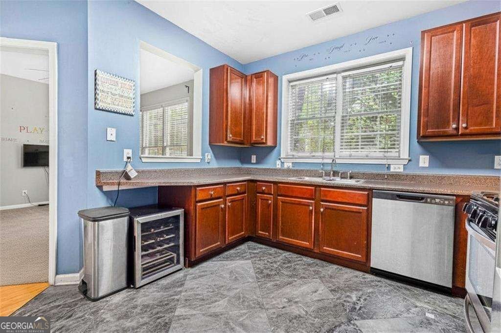2353 Maplewood Court Atlanta - Photo 10