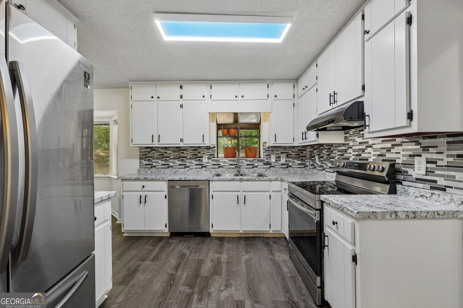 106 Hilltop Circle Stockbridge - Photo 10