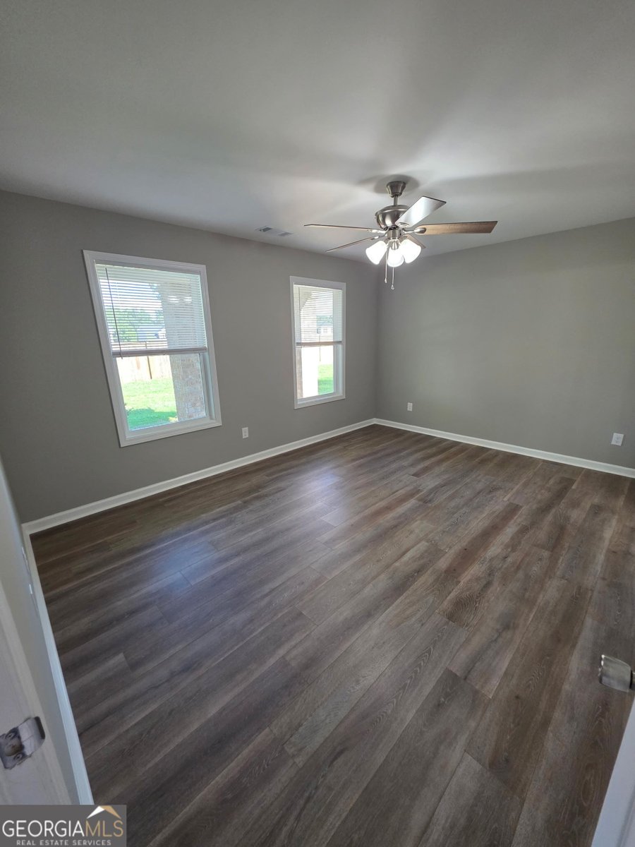 111 Charlotte Circle Statham - Photo 10